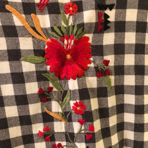 Black & white check embroidered top - Picture 6 of 6